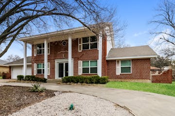 3812 Glenmont Dr Fort Worth, TX 76133